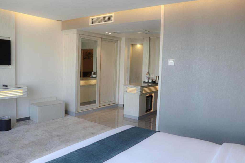 Rival Hotel 암만 외부 사진