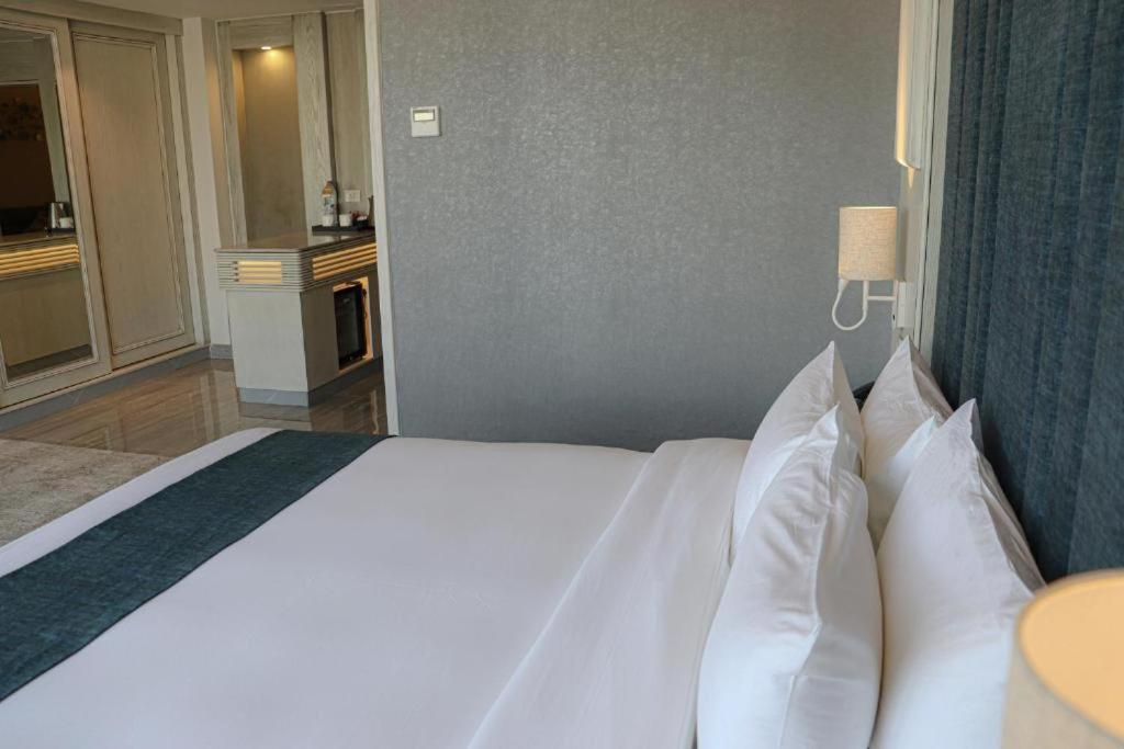 Rival Hotel 암만 외부 사진